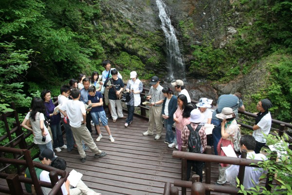 c5eef181bc3aff5ccde01ad1c4a0f76f_1460006