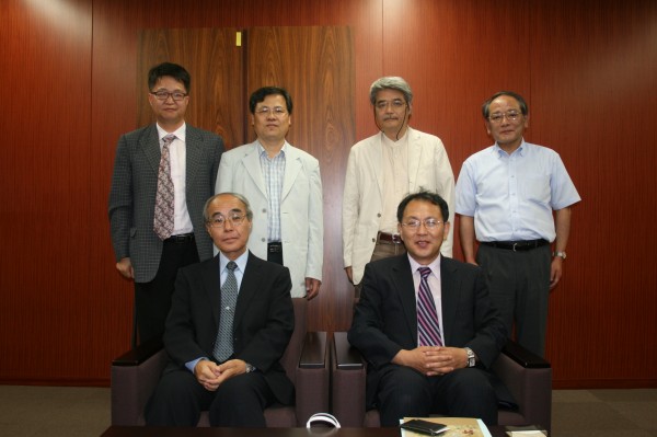 c5eef181bc3aff5ccde01ad1c4a0f76f_1460006