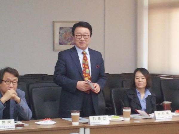 3b0730cf783b705fa86d17570f1a5664_1493269